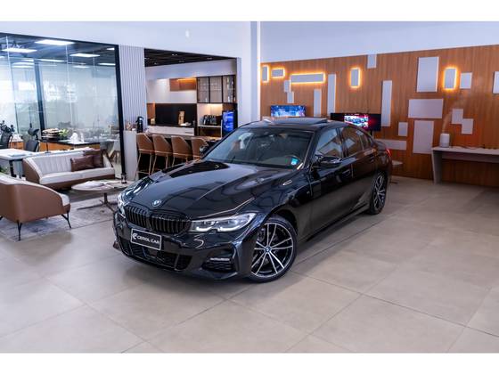 BMW 320i 2.0 16V TURBO GASOLINA M SPORT AUTOMÁTICO